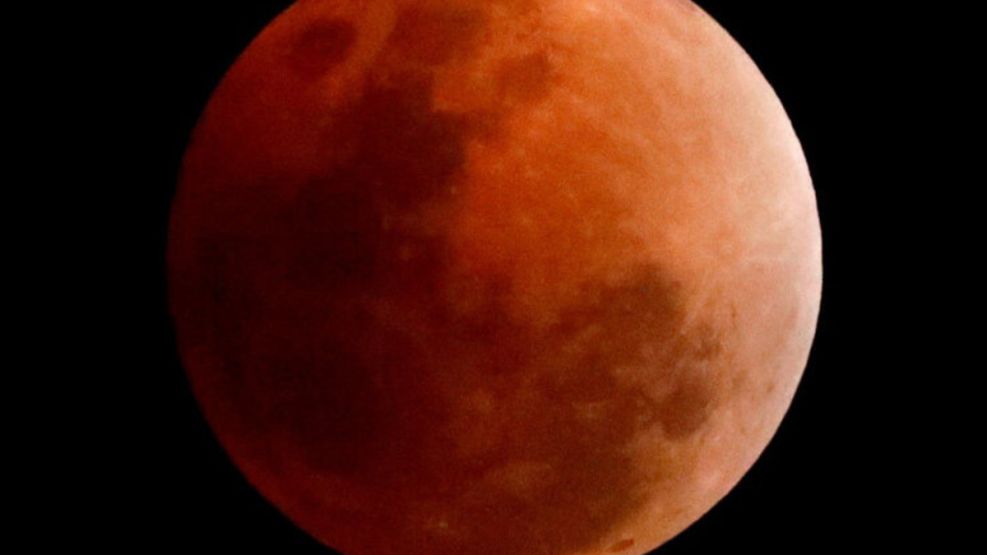 Eclipse lunar en Tucumán: a qué hora podrá verse y por qué la Luna se volverá rojiza
